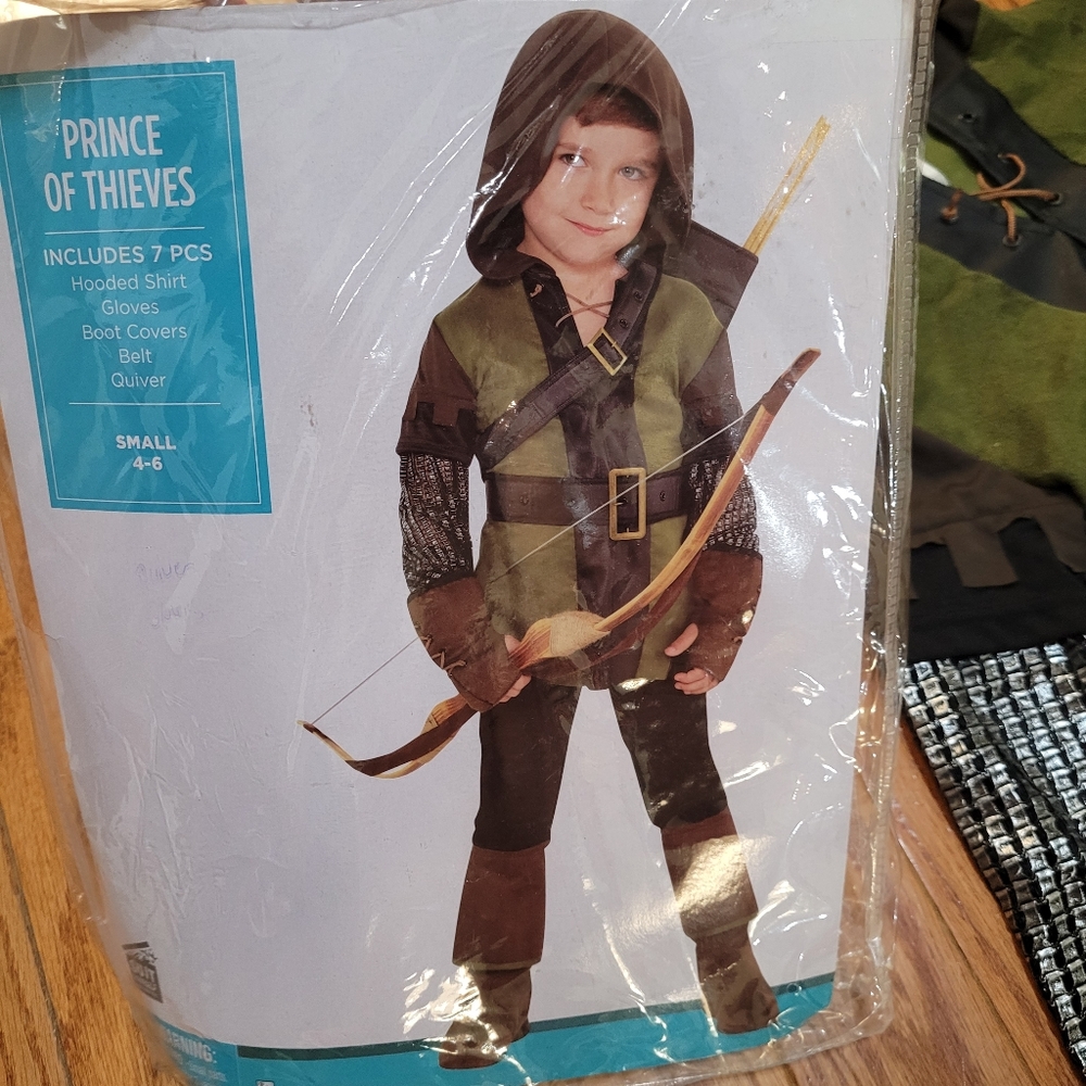 Prince of thieves size small